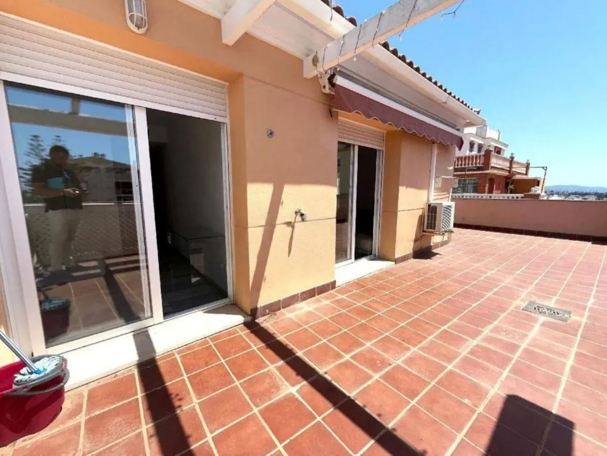 a38196f5-dee9-43e3-a312-22814d3f395a