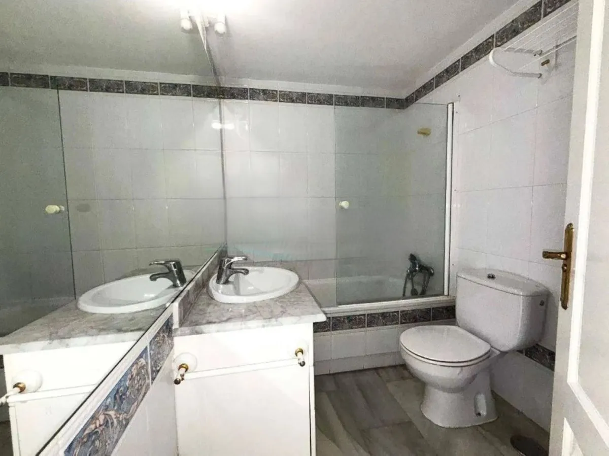 b9c2854d-82f5-43a0-897f-ad0e8d6bca67