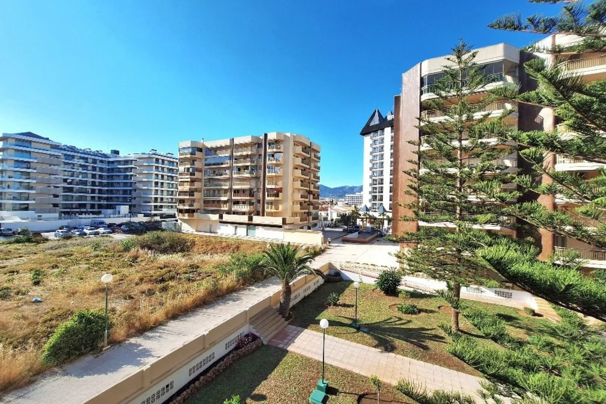 94dc51ad-4d1b-4f47-9eda-bce3ddff902e