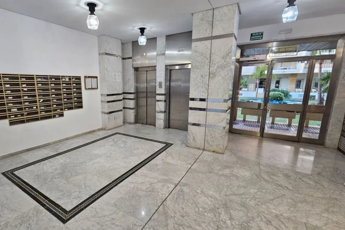 c4bbddf2-8081-49ba-8e91-23a01ec60c1d