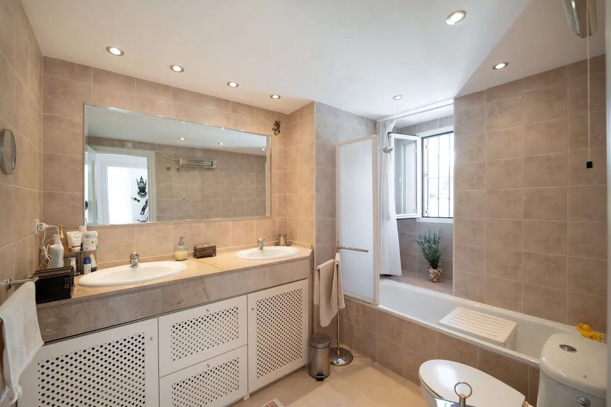 69fe59cd-db15-4ddb-ad82-9d49d6c0d334