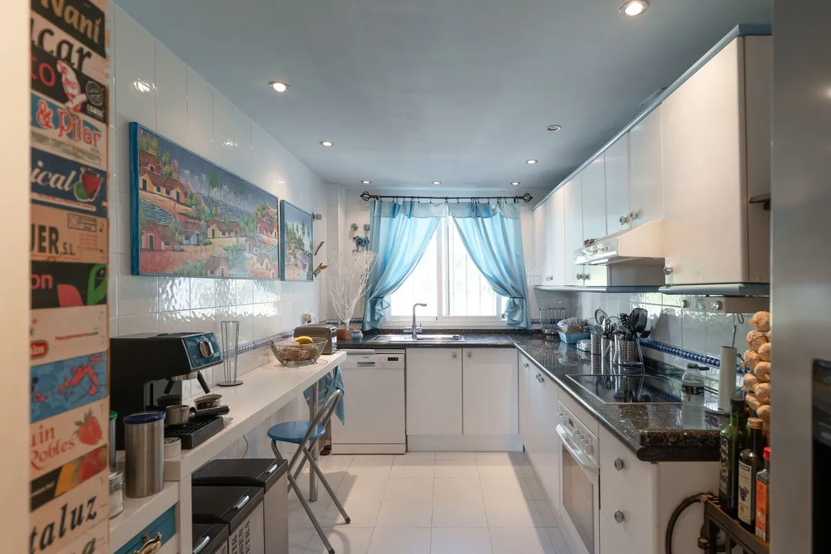 73d3f347-a9d8-4da5-883f-1df32149fd38