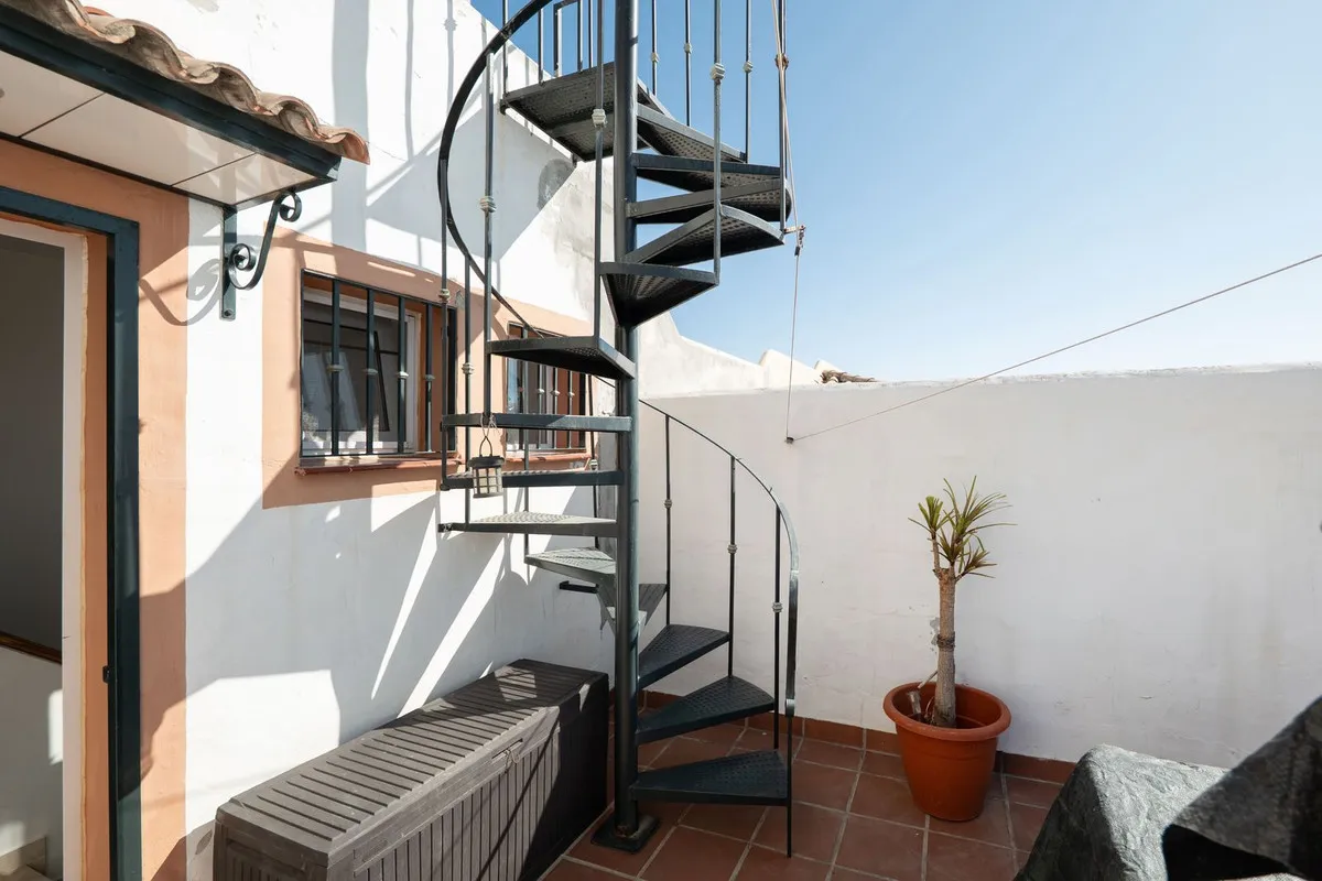 94e1246b-d315-4f35-96c7-e1832052711b