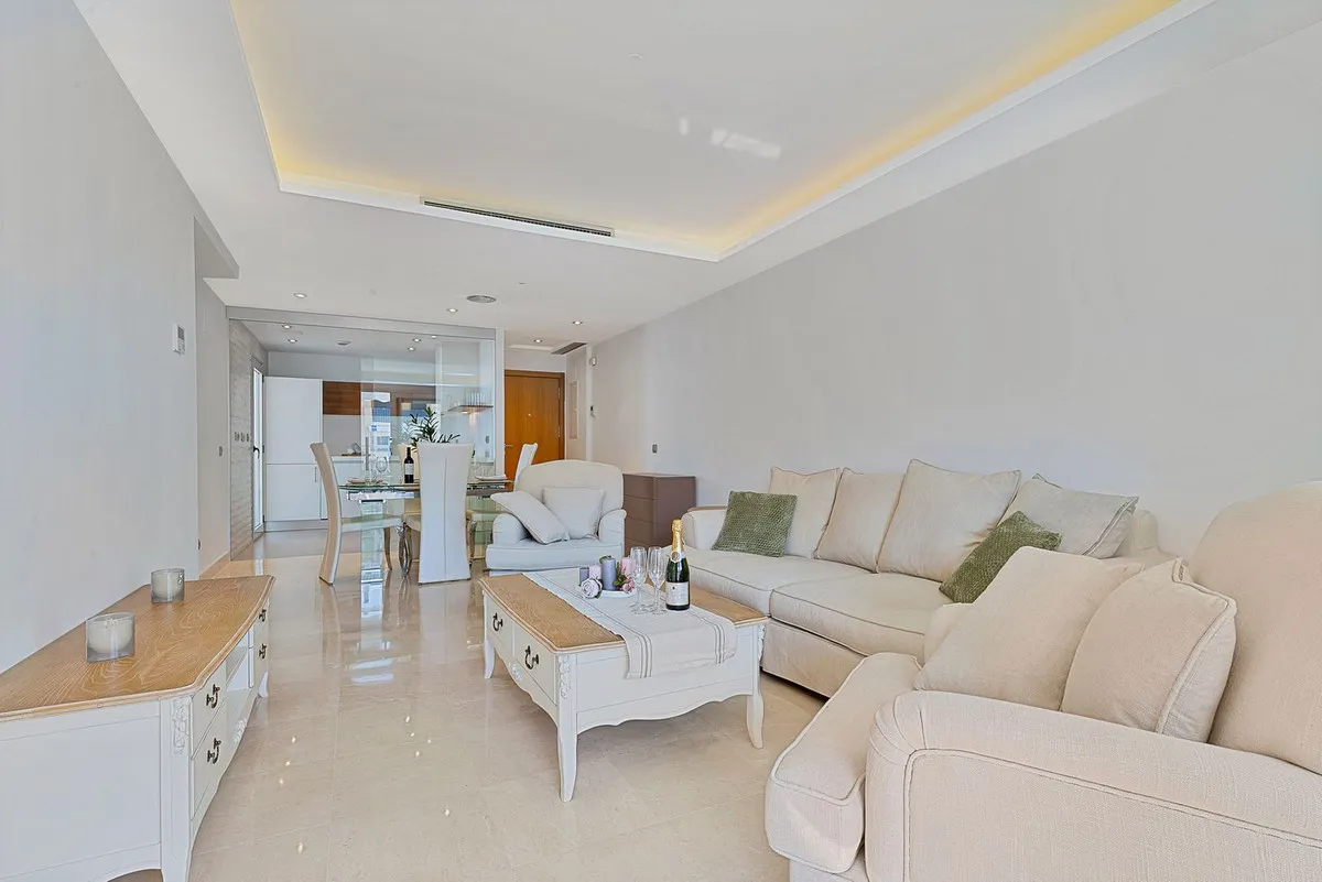 6a545456-e6d3-4dbb-92da-aa8016fc5704