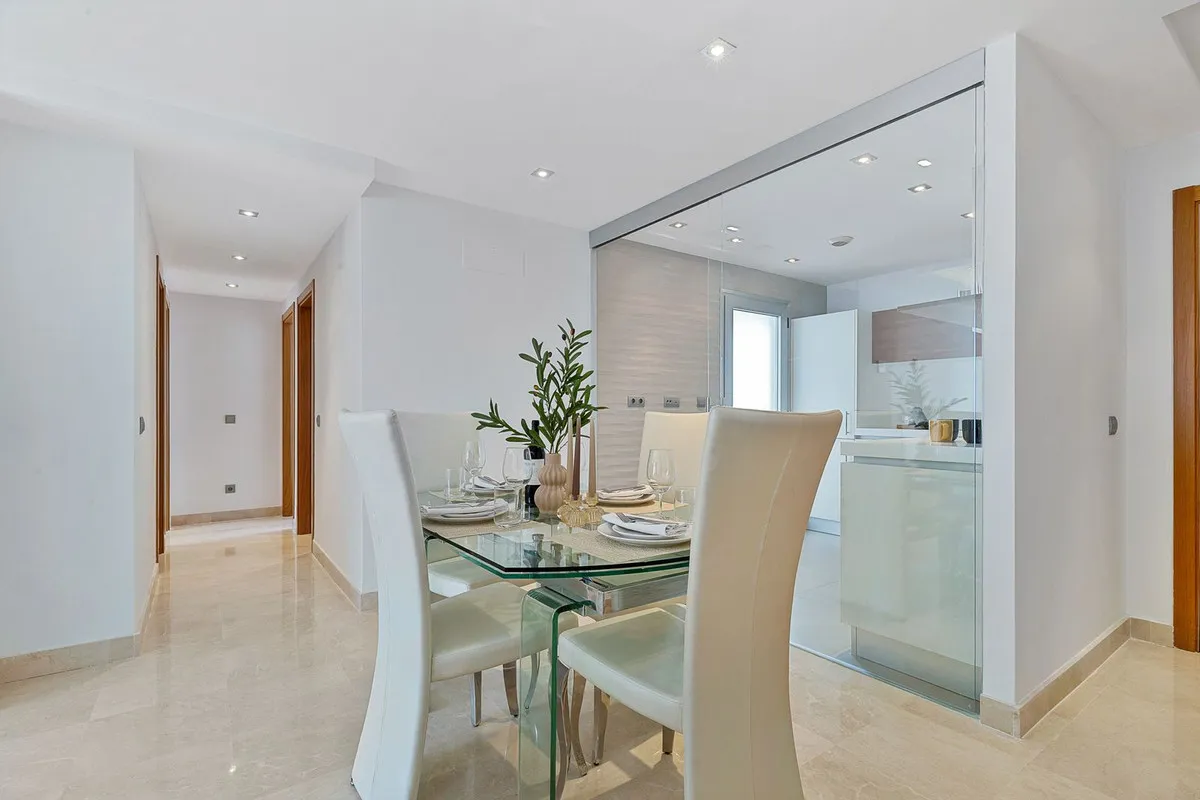 deadd8c7-b0fe-4489-b8b3-0174305506ae