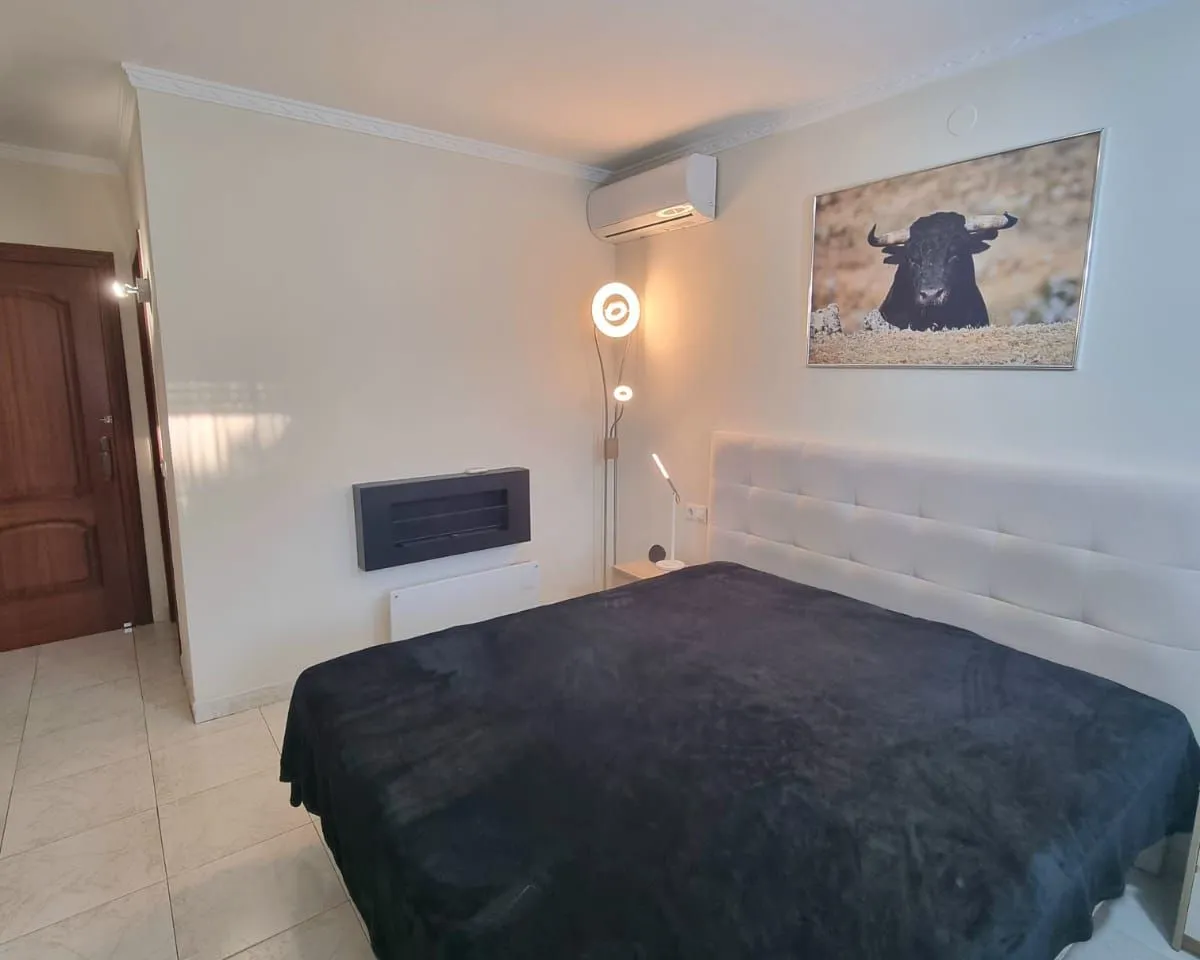 d6d646b6-77c7-4169-aa1d-0f761d059f7f