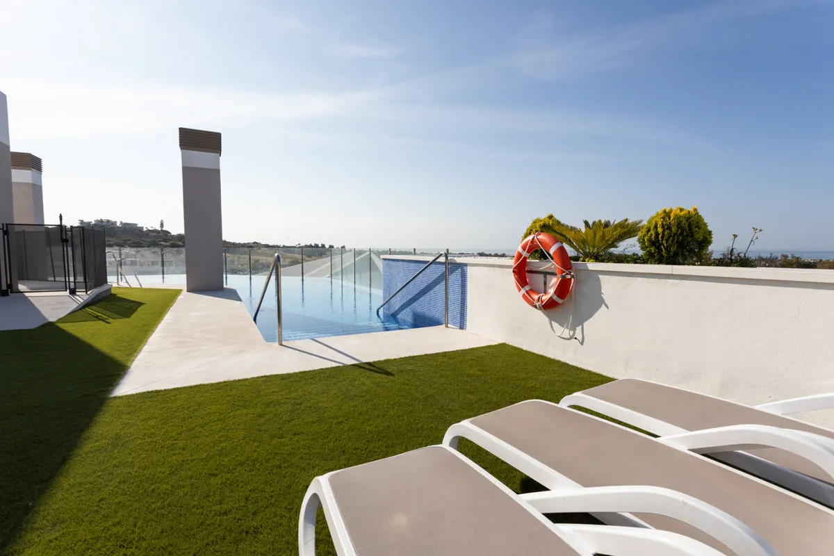 6fec1558-bf56-4546-bbc4-bc641dfb797b