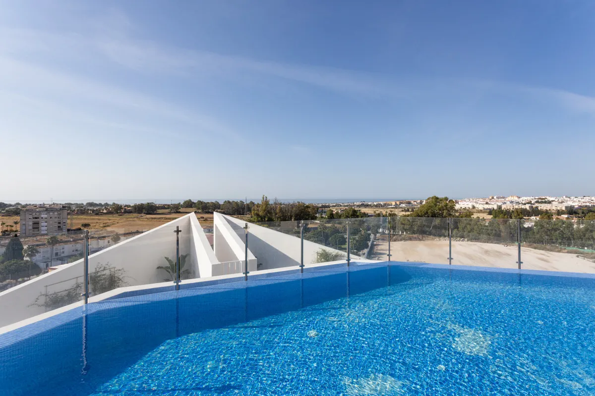 8e8b2a86-95ba-40f1-8f39-34ffc1ea690c