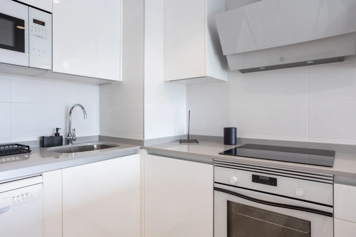 b4180a89-21ff-49eb-88d4-ff75df77e871