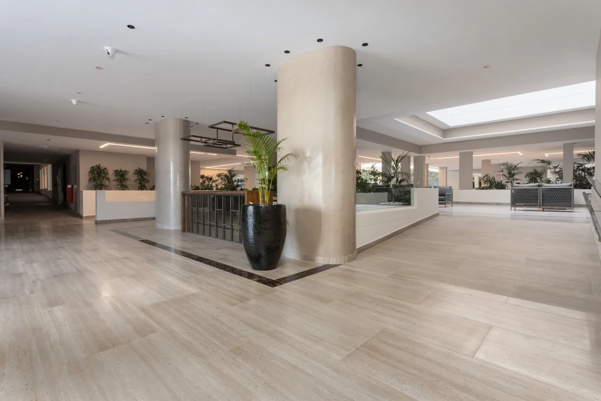 e7dc25c4-0348-4ea5-a377-79bb49b44e20