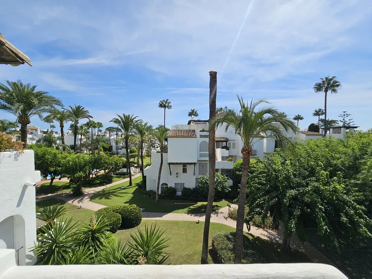 20dff915-2dbb-4834-867e-083614497f52