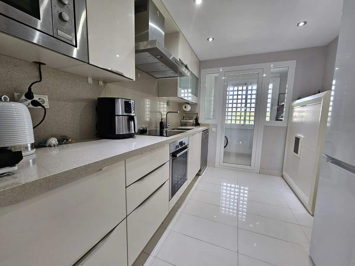 2ea956f0-05d4-4627-a63a-165ca223a1b7