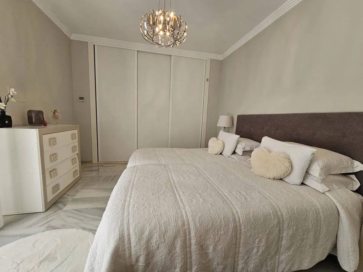 fc79ce69-1c4b-4665-a146-41babb1d6380