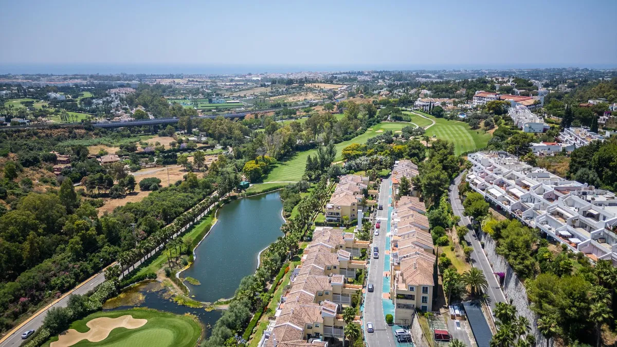 882f1c75-f4b2-484a-82cc-3d45810caa09