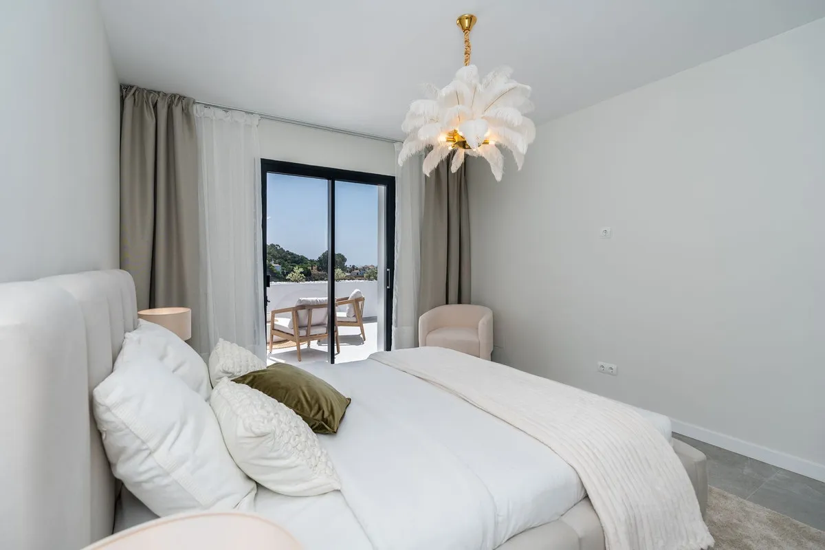 ccaedd14-fcb2-4fff-848c-38d1fe68ed8b