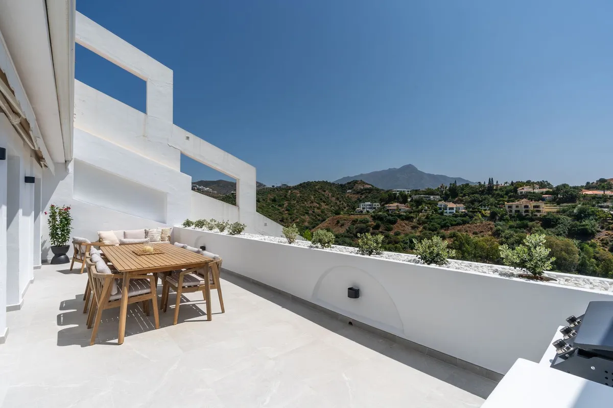 f81c30ca-c35f-4445-8d3e-dbb03225ba10