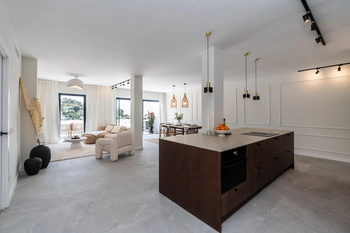 fe6ee9e7-71e5-4842-8be9-fca1358730a0