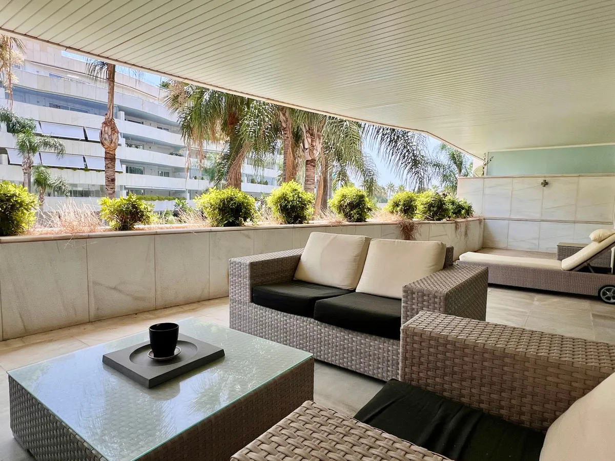 8d35719c-3700-4771-bb4d-5d4d023354ad