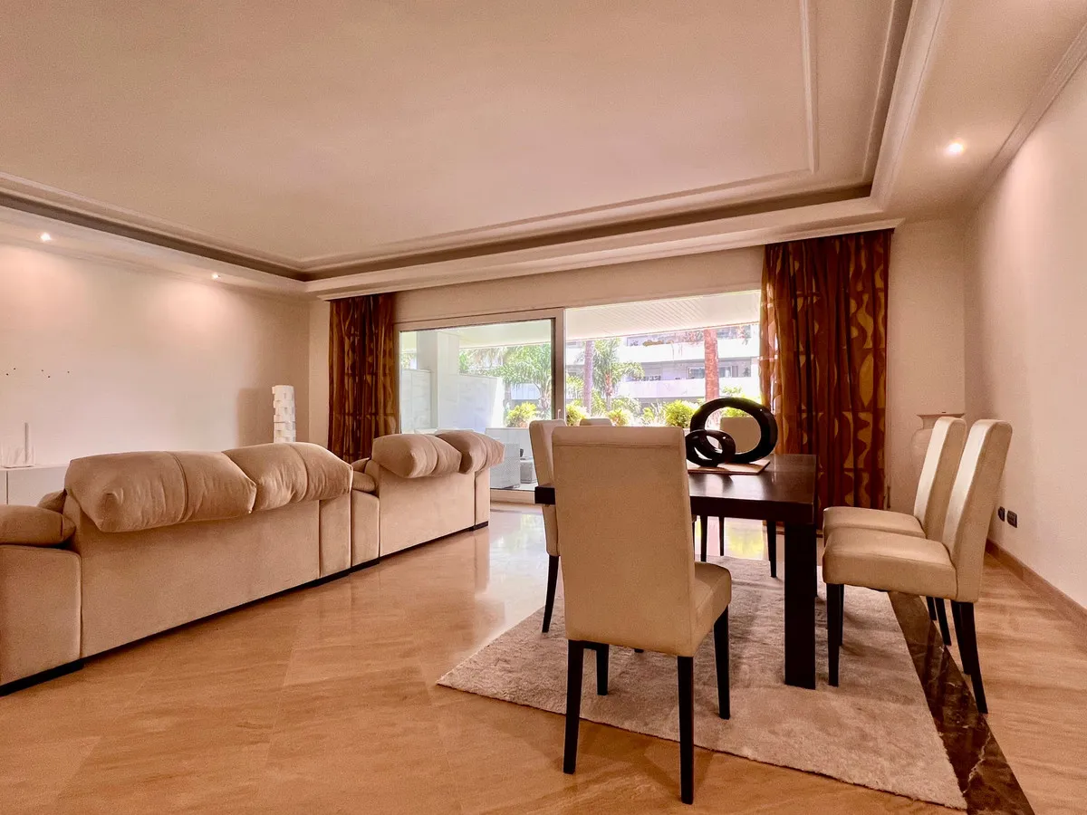 f8673ab9-a7be-4bff-93a7-cb5c35382c58