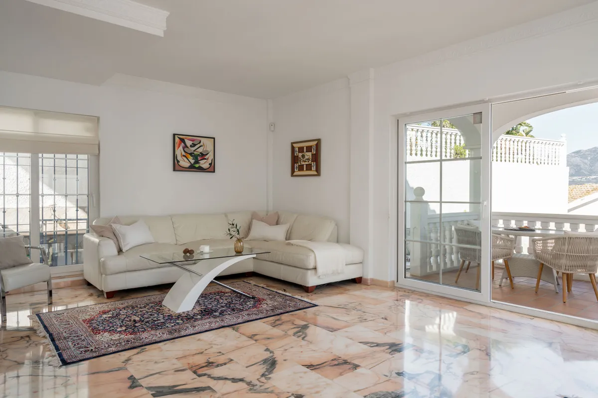 a74ae4b0-f015-42b1-856b-c9f307d2d796