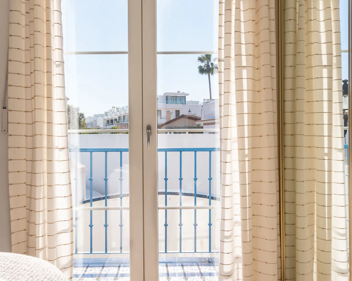 d041857b-7a8e-4270-9952-85a699794bed