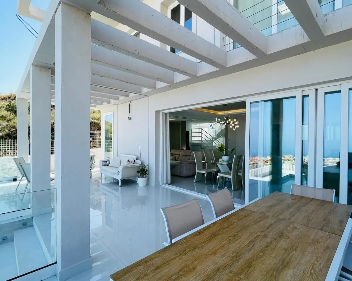 4fec7df6-7510-4187-b70f-db3b6d16287d