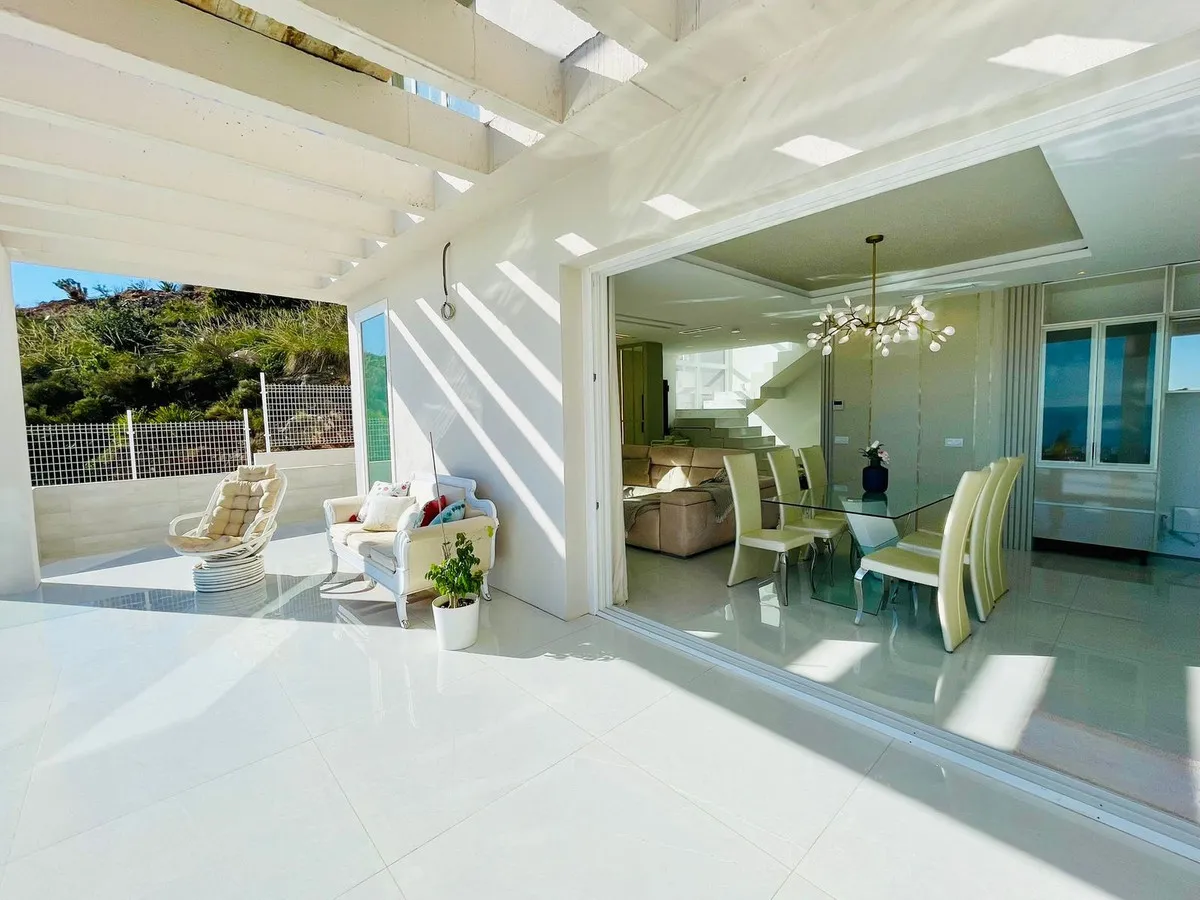 5a346d56-6748-49c2-b0ac-2ee03f8ebc6b