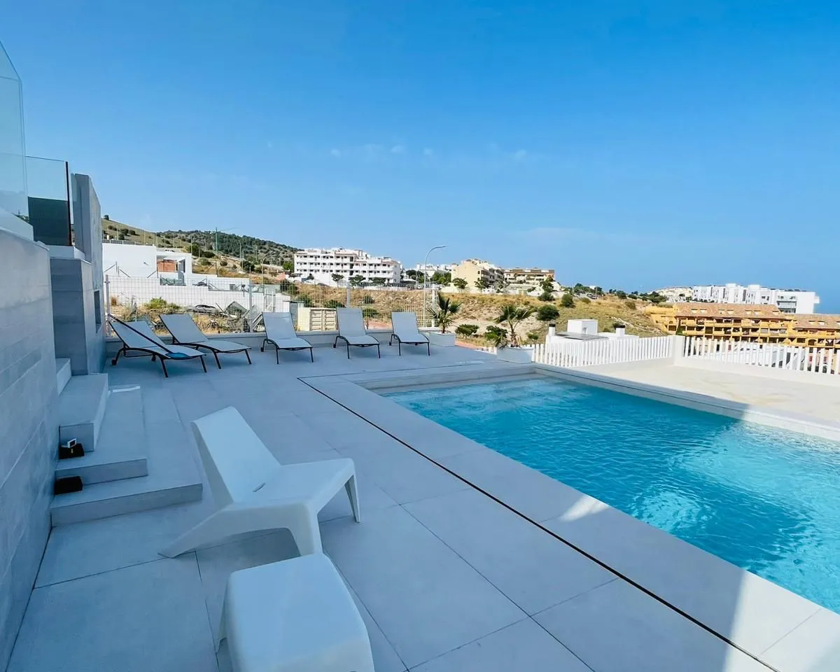 886cd8c7-3738-4b4e-9bbd-2d65b43017c8