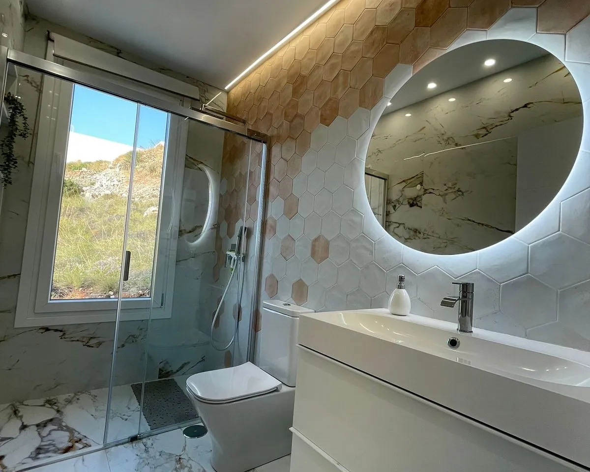 b8756d62-3481-42e0-a126-60bb7ce7e615