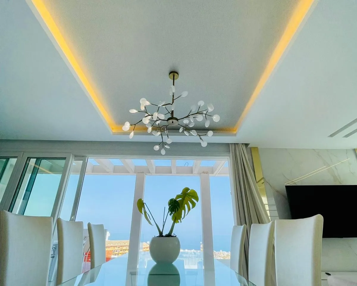 fd3494a5-3904-43d8-8754-ba6feaaf76fe