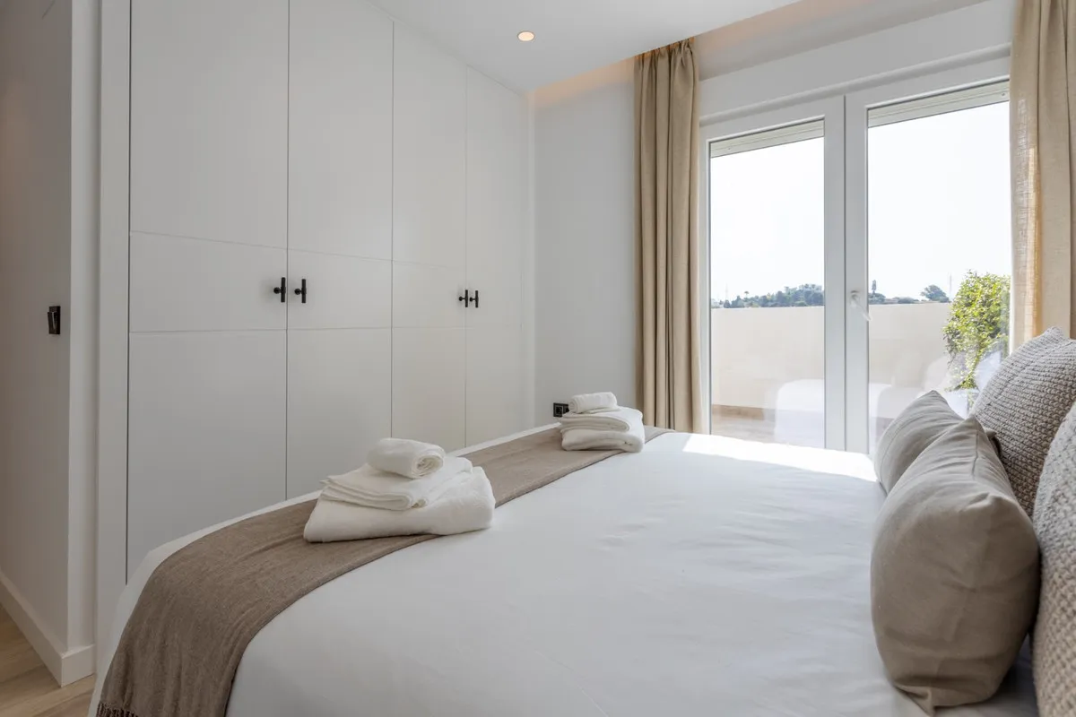 10693bff-91aa-4cf6-b48d-1bc2bec4c26b