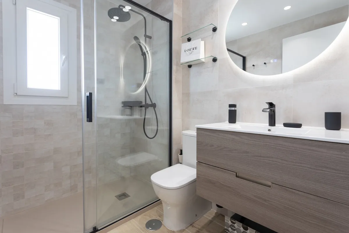 d5153b50-9786-4554-9866-001853ddfeba