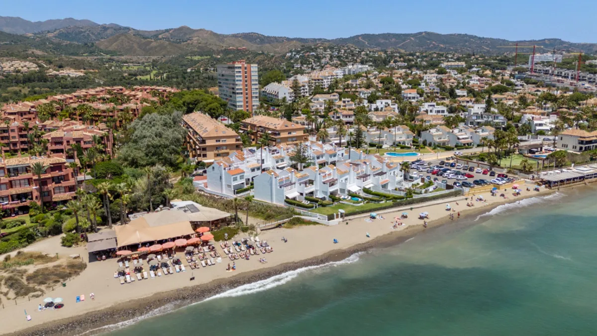 a24bde82-4083-4ce4-8515-70a6bc653390