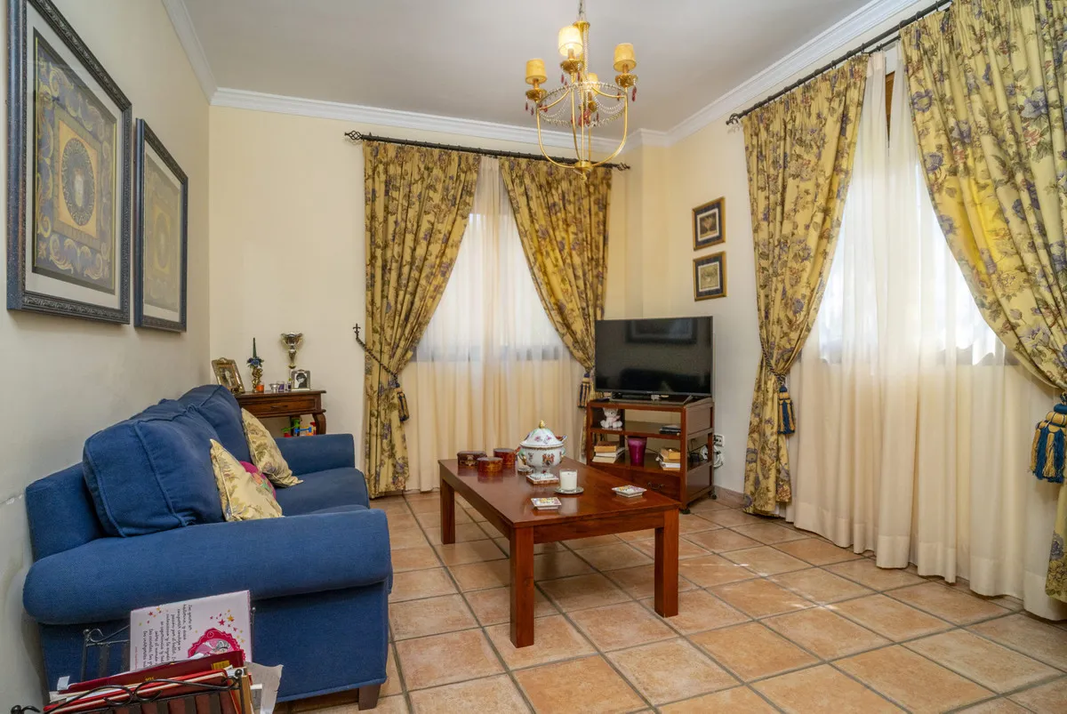 047f5ac4-ece8-455d-9b27-d22179c43e8d