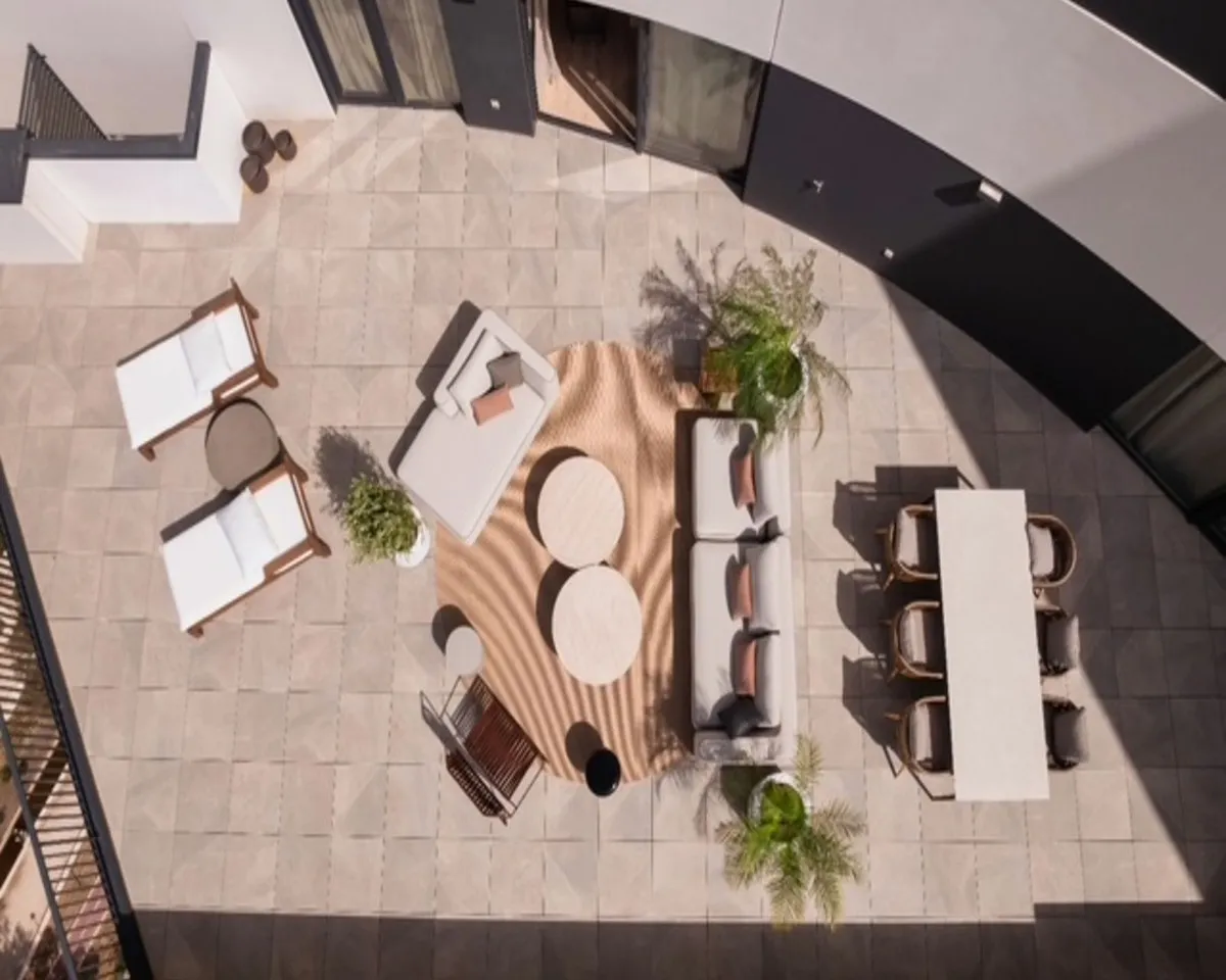 05c44db6-b76e-4a25-8b82-6753e30900ea