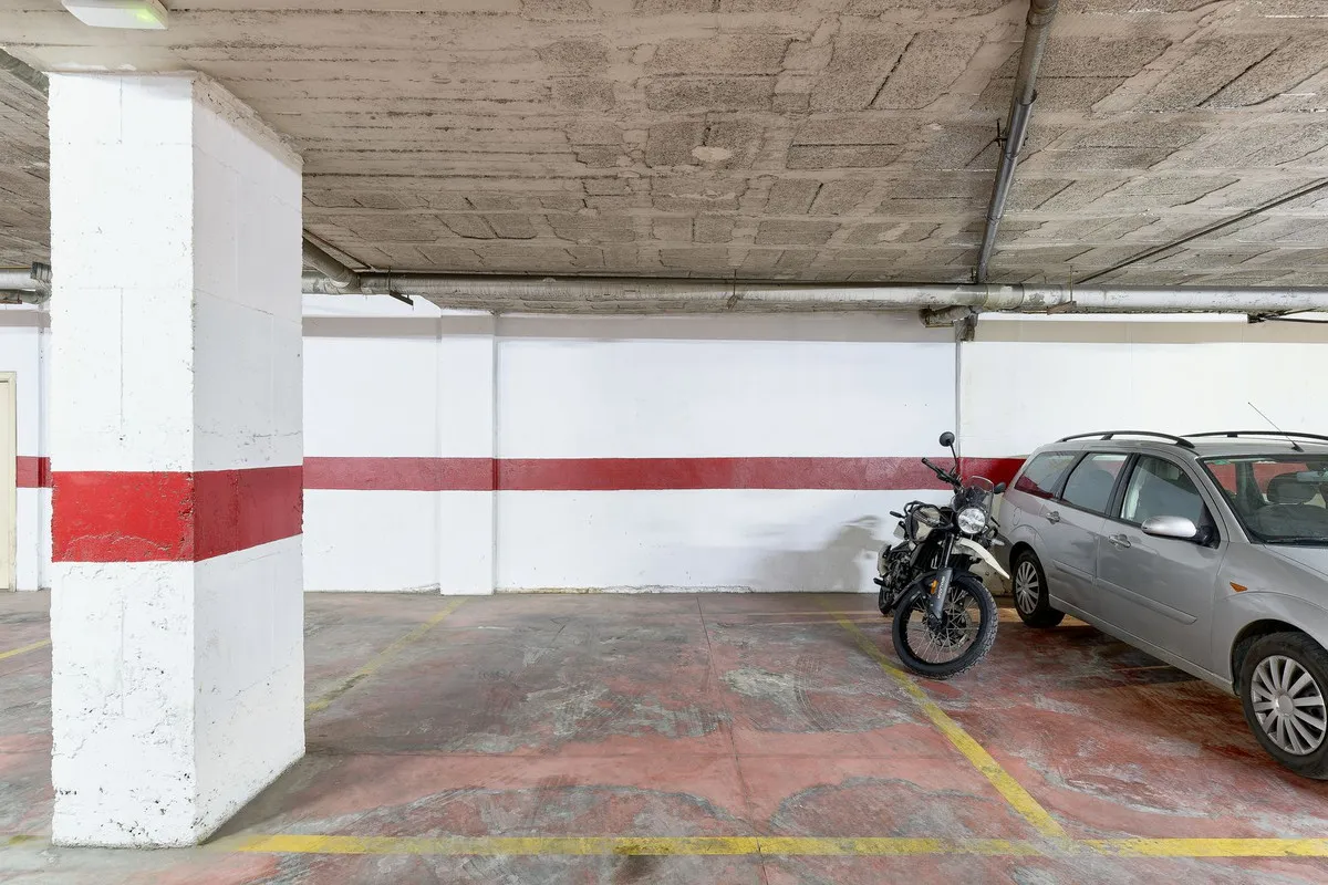 2fb2b0bb-f8ae-454c-88a9-9141d656bcd8