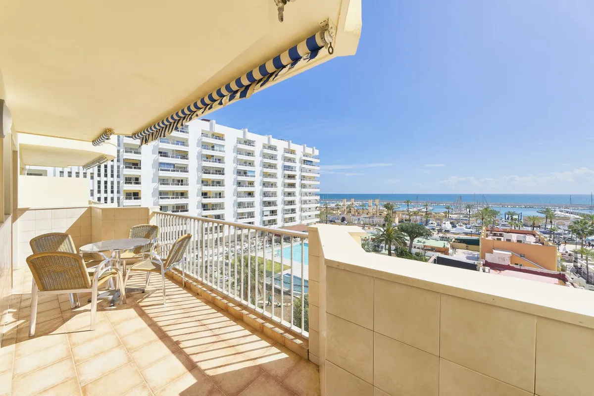 4670a826-c78a-4409-a708-cae658f4b950