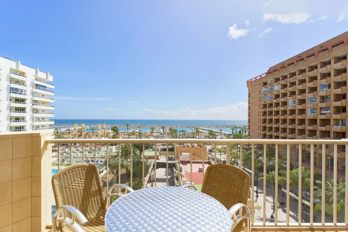 9e0b9138-5131-4337-a341-4f0417410a3e