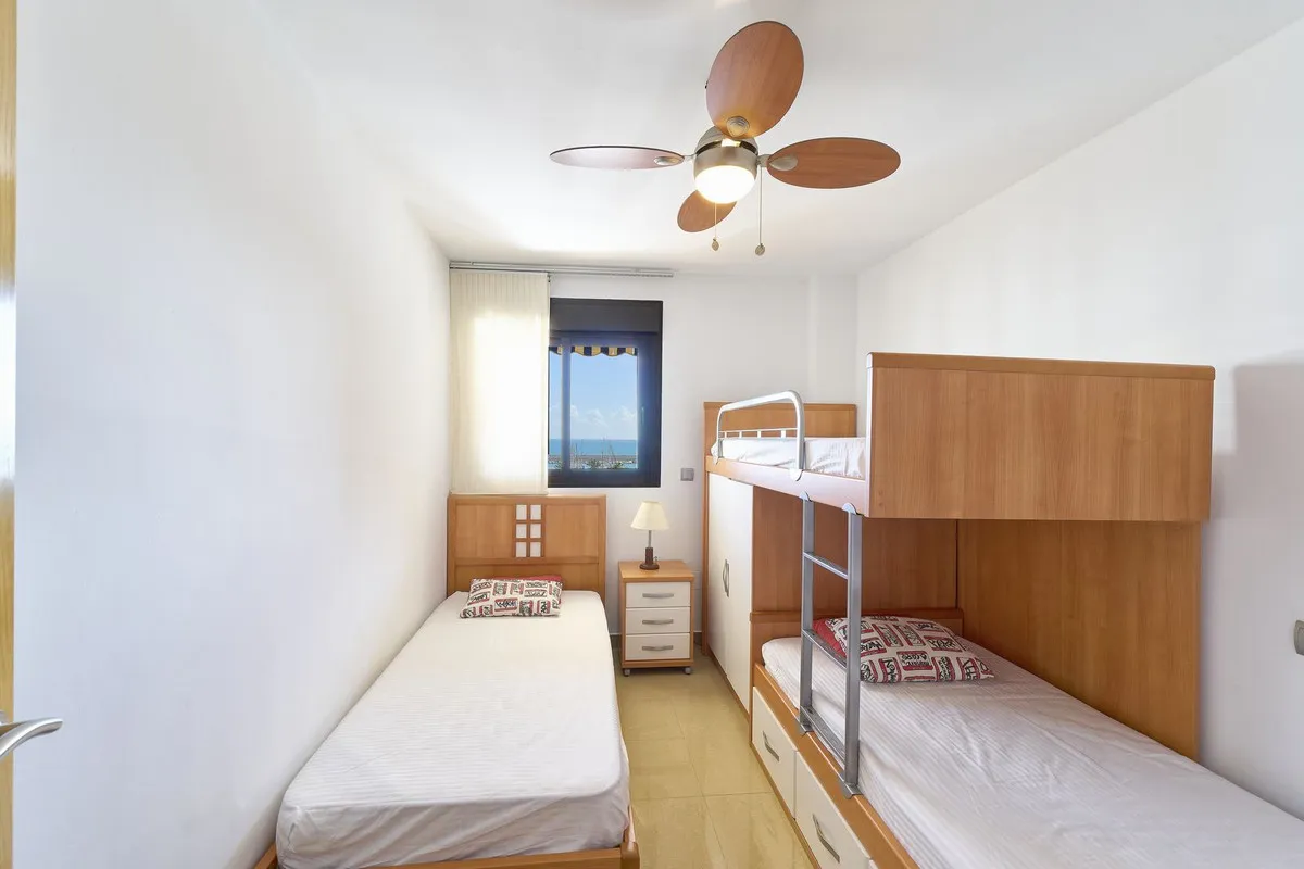 e3966473-161f-4557-b48b-f8ce8f8009b1