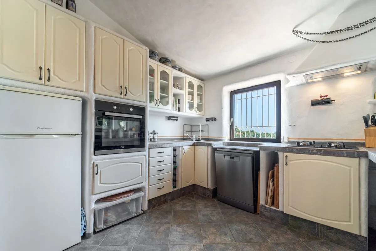 527e9595-df7b-4820-9873-122af2cbfa1b