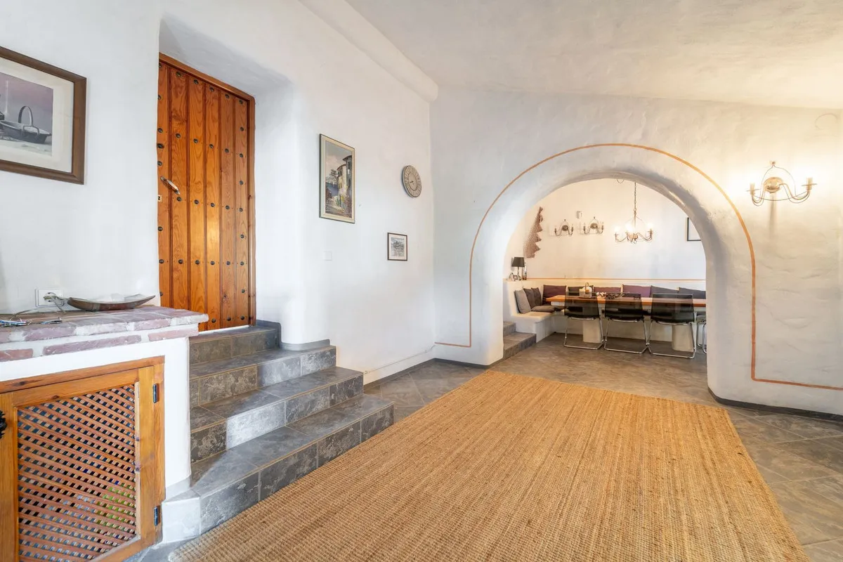 65e227b6-31aa-4992-899c-a18a79c5eac9