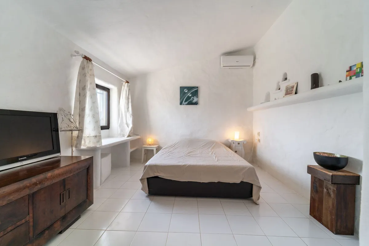 7ea130ad-0c43-4dea-a0f6-a5200101b593