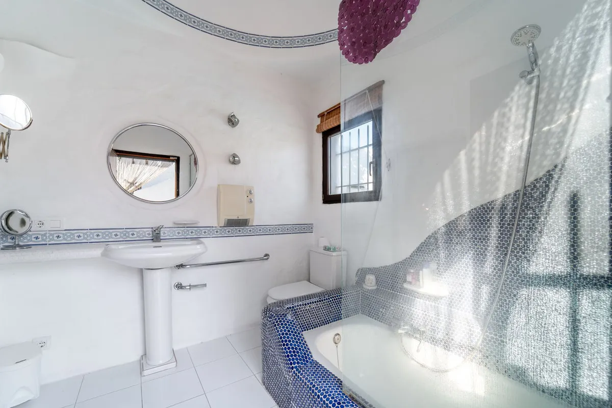 91919f9c-f893-4e3b-8c8d-dde629893937