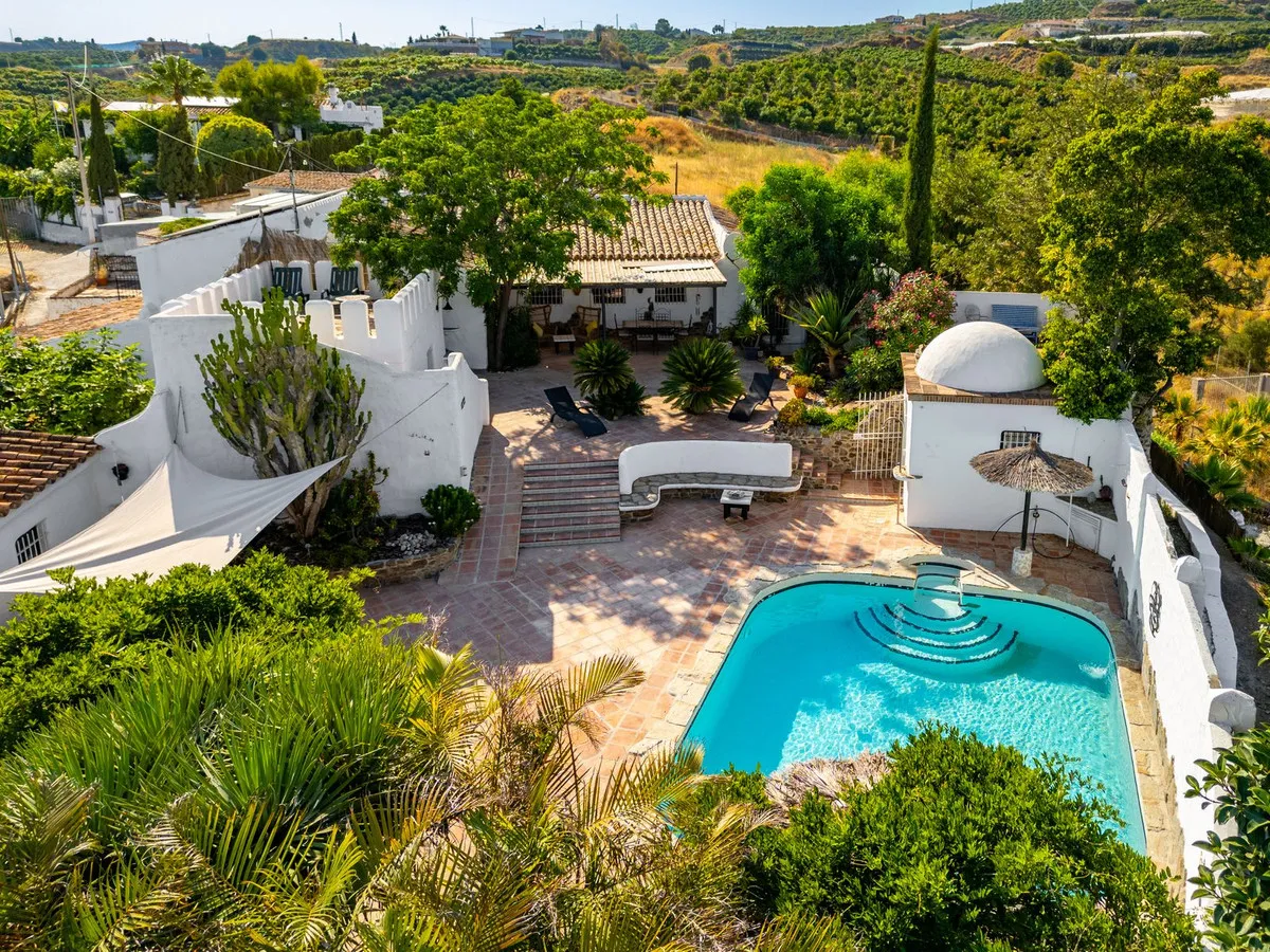 b258568e-c63f-4ed0-8c5e-86343d7ae638