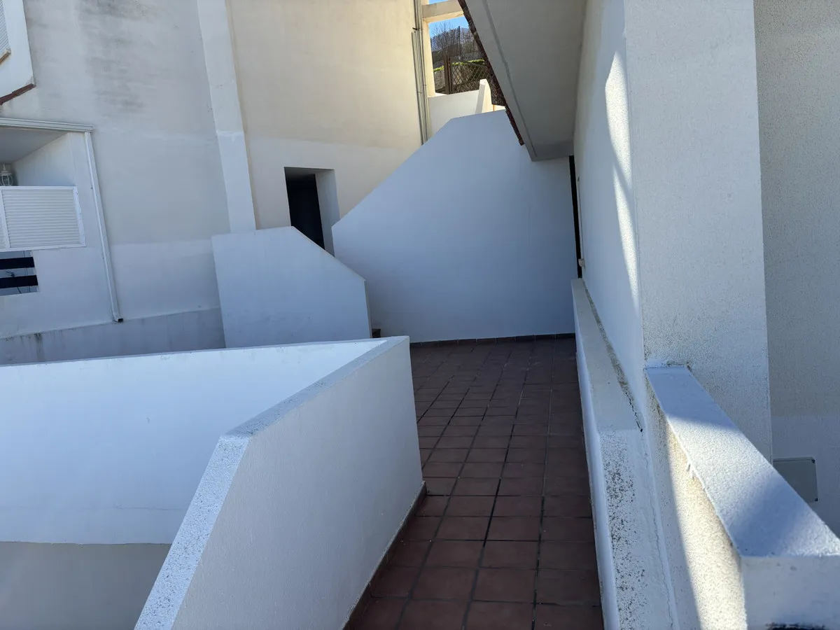 a0a32ab7-d364-4cef-b108-fbbbd07d4f87