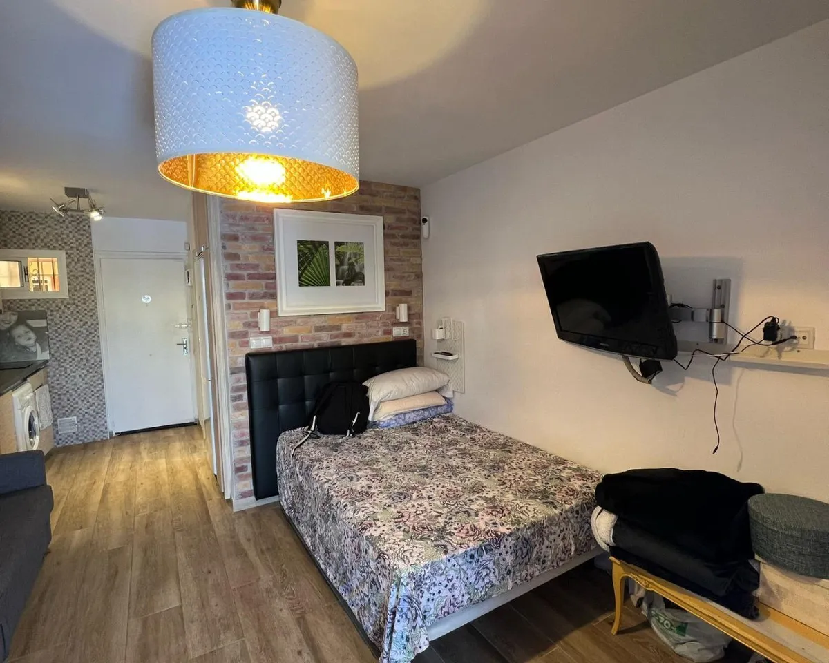 e16fa221-b957-40ce-add4-d68b596b0b4b