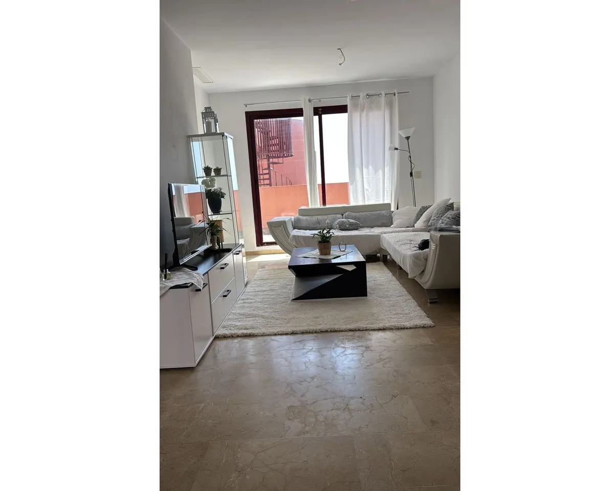 cb423889-d02d-48e0-9483-0f254aa6b173