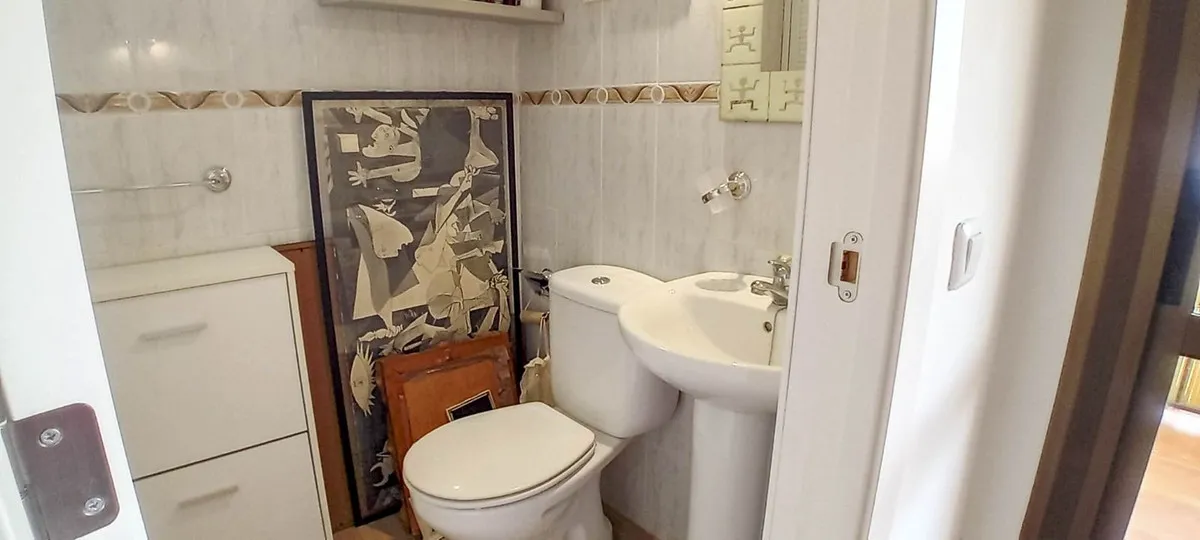 53aa93e0-abdb-492e-b4fc-94d6722c1f61