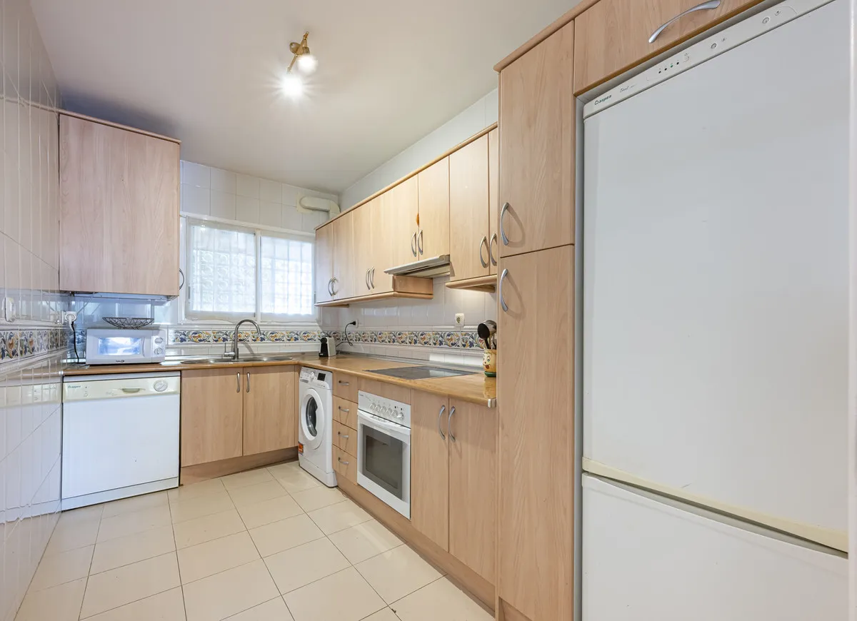 687e5146-160c-4b1c-b56d-828af0e2c3f6