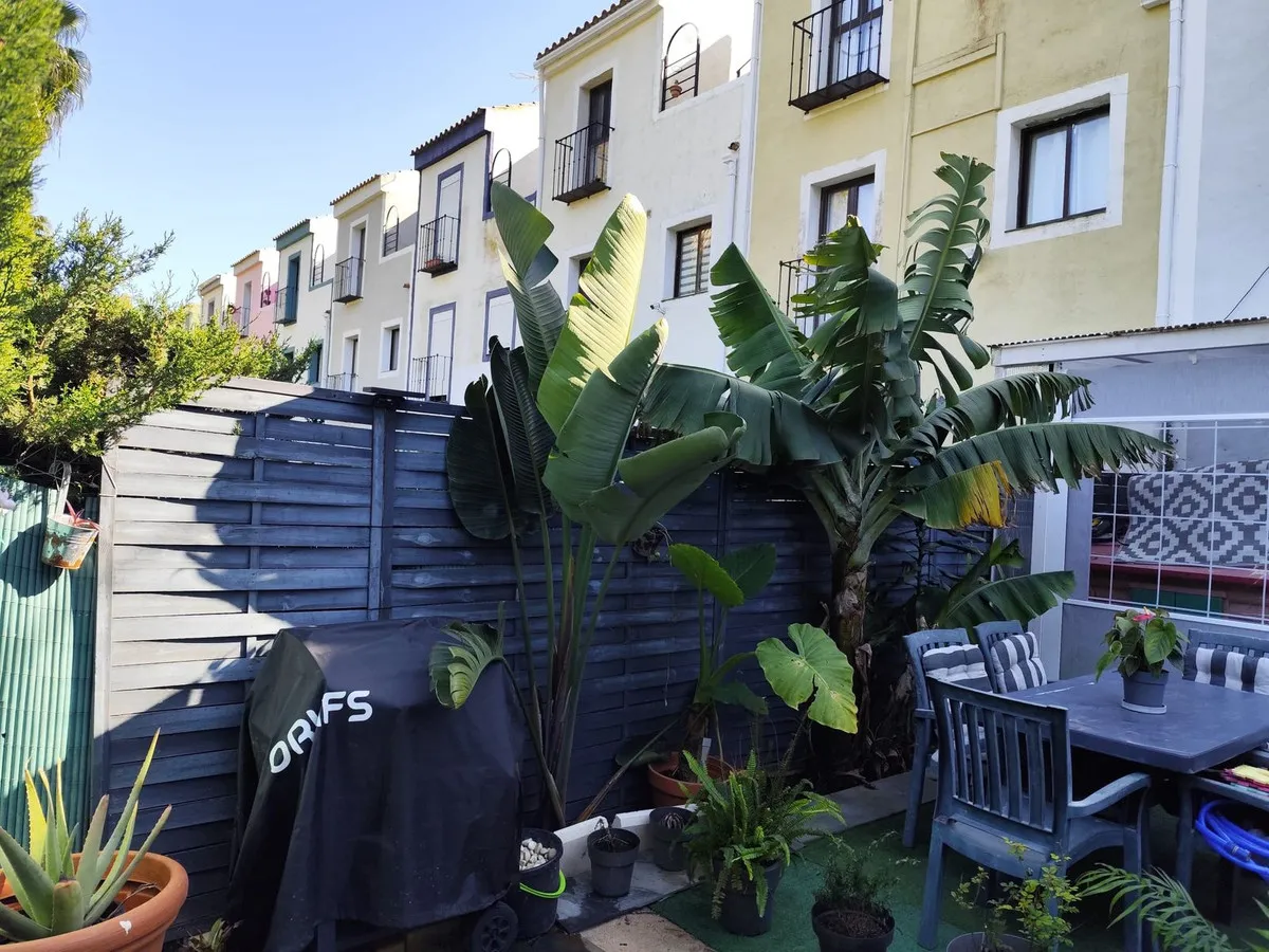 6d4ab17f-99a5-4acb-9afd-b727c3978798